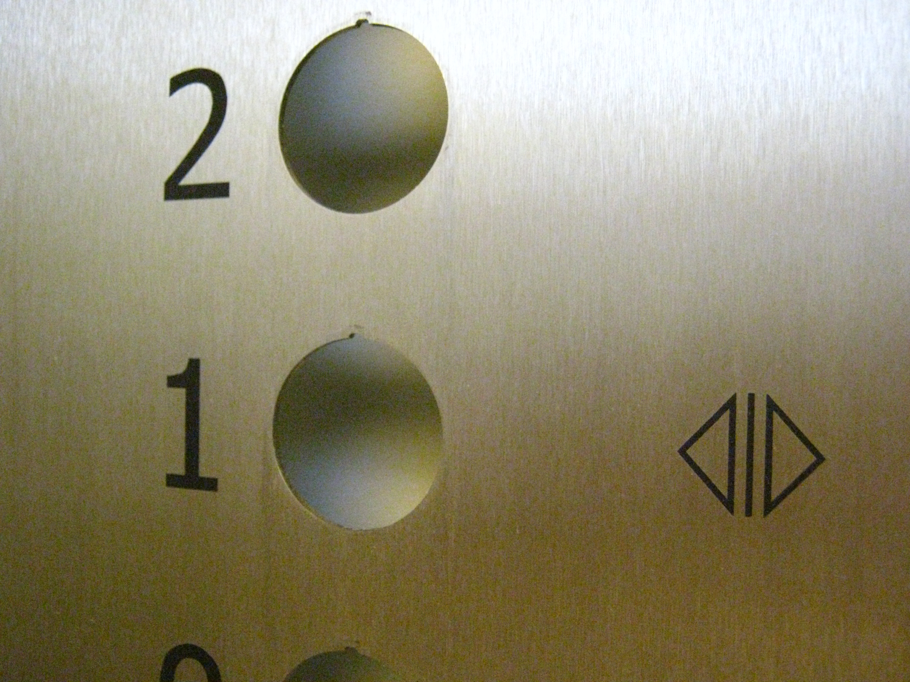 Krycí panel (tablo) výtahu